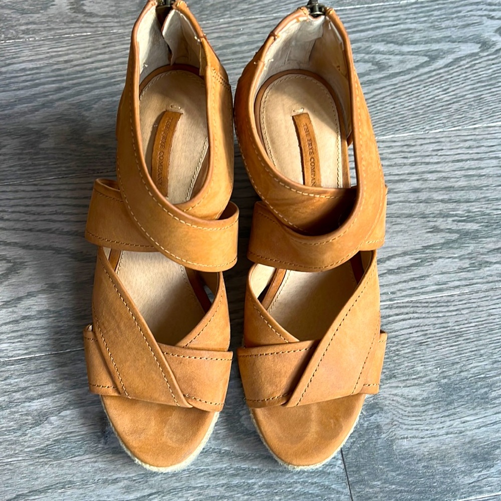Frye leather sandals.